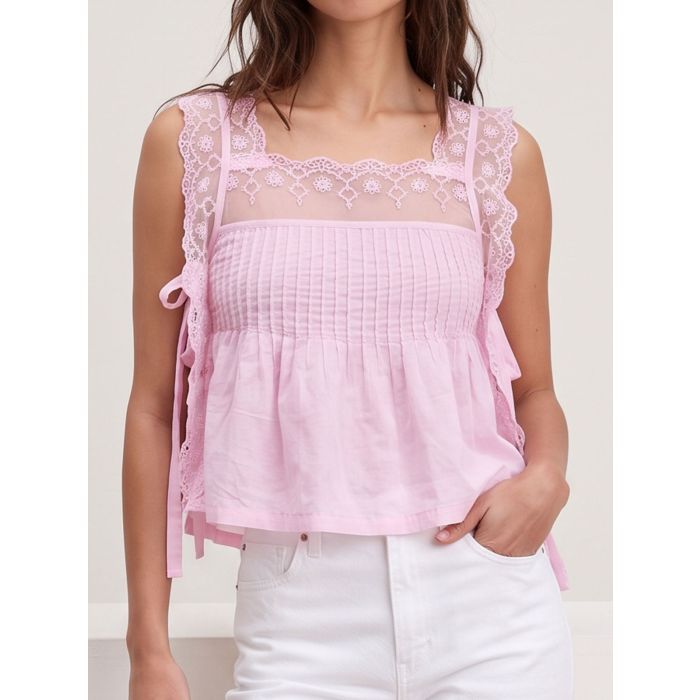 Playful Floral Lace Square Neck Resort Tie Side Crop Pintuck Tank T…