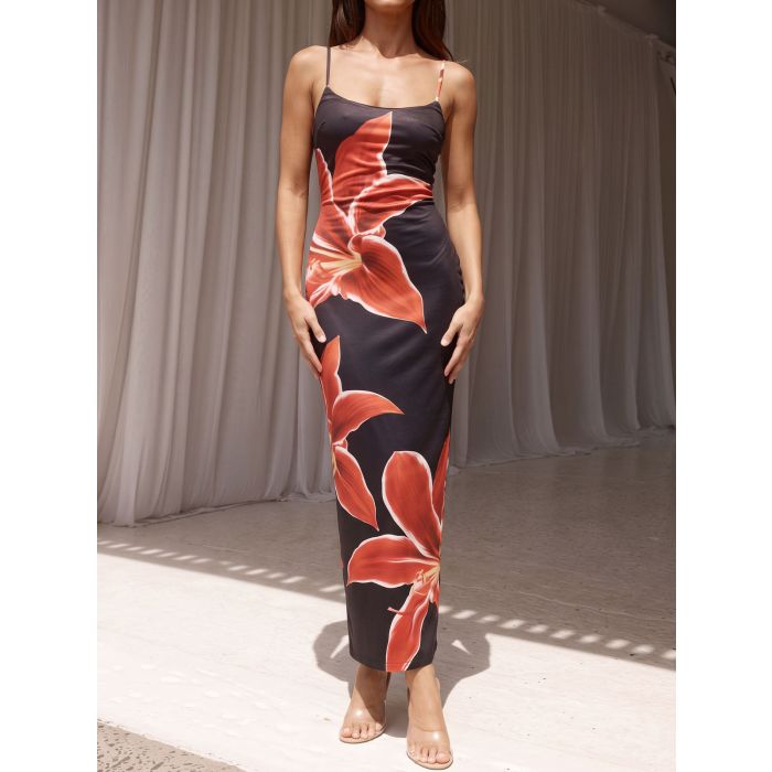 Vibrant Scoop Spaghetti Strap Bodycon Resort Floral Maxi Dress